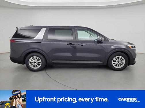 2023 Kia Carnival LX Seat Package