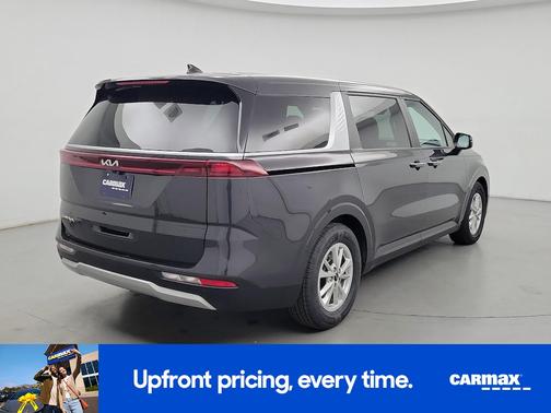 2023 Kia Carnival LX Seat Package
