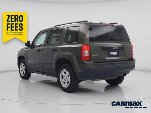 Green 2016 Jeep Patriot Sport