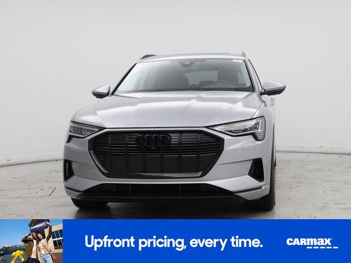 2022 Audi e-tron Premium