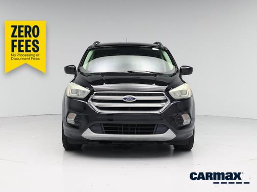 Black 2017 Ford Escape SE