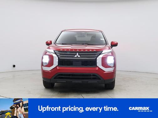 2022 Mitsubishi Outlander ES