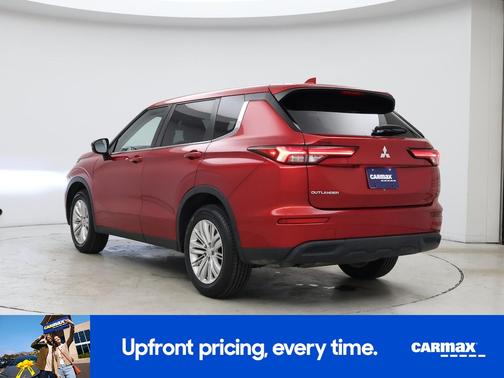 2022 Mitsubishi Outlander ES