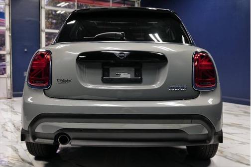2022 MINI Hardtop Cooper
