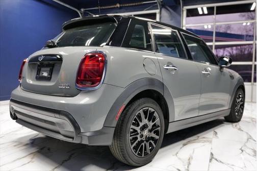 2022 MINI Hardtop Cooper