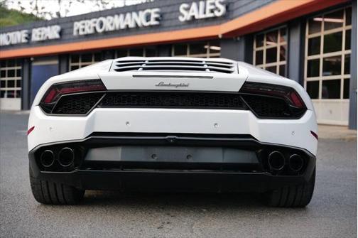 2019 Lamborghini Huracan LP580-2
