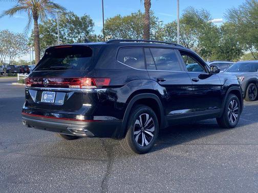 2025 Volkswagen Atlas 2.0T SE