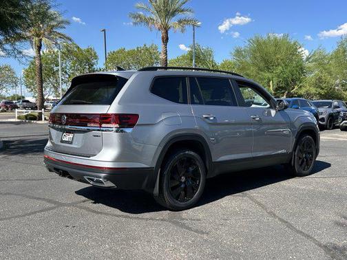 2026 Volkswagen Atlas 2.0T SE w/Technology 4MOTION