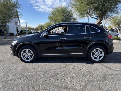 Black 2023 Mercedes-Benz GLA 250 Base