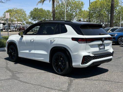 opal white with deep black roof 2026 Volkswagen Tiguan 2.0T SE R-Line Black