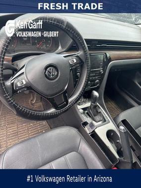 Platinum Gray Metallic 2020 Volkswagen Passat 2.0T SE
