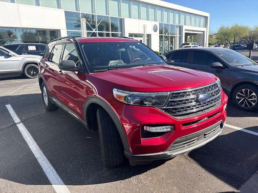 Rapid Red Metallic Tinted Clearcoat 2020 Ford Explorer XLT