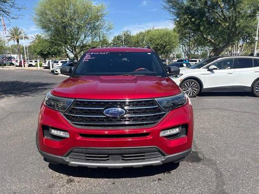Rapid Red Metallic Tinted Clearcoat 2020 Ford Explorer XLT