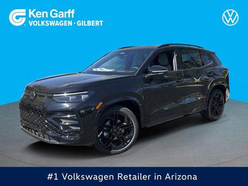 Deep Black Pearl 2026 Volkswagen Tiguan 2.0T SE R-Line Black