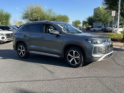 2025 Volkswagen Tiguan 2.0T SE 4MOTION