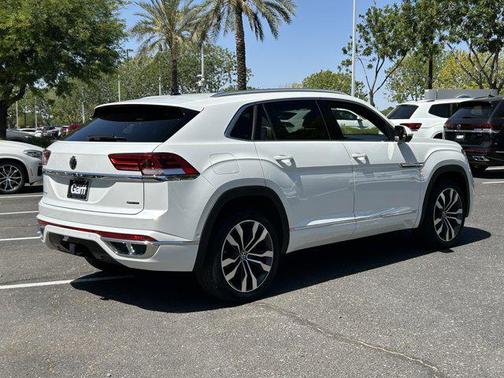 Opal White 2023 Volkswagen Atlas Cross Sport 3.6L V6 SEL Premium R-Line