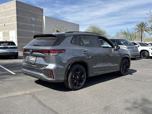 Platinum Gray Metallic 2026 Volkswagen Tiguan 2.0T SE R-Line Black