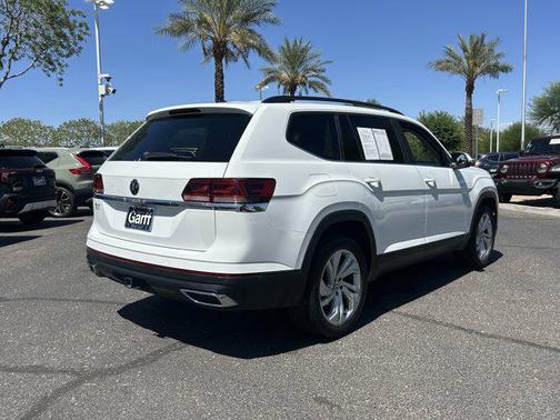 2022 Volkswagen Atlas 3.6L SE w/Technology