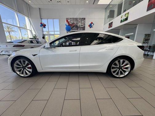 2019 Tesla Model 3 Long Range