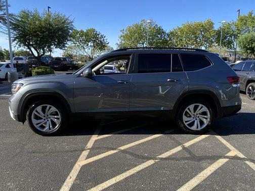 2021 Volkswagen Atlas 3.6L SE w/Technology