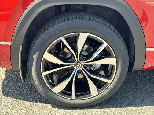2025 Volkswagen Atlas 2.0T SEL Premium R-Line 4MOTION