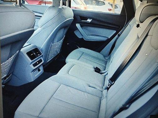 2023 Audi Q5 45 S line Premium
