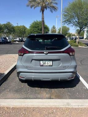 Gray/Super Black 2023 Nissan Kicks SR