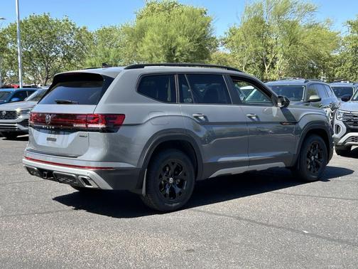 pure gray 2026 Volkswagen Atlas Peak Edition