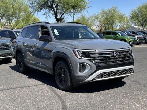 pure gray 2026 Volkswagen Atlas Peak Edition