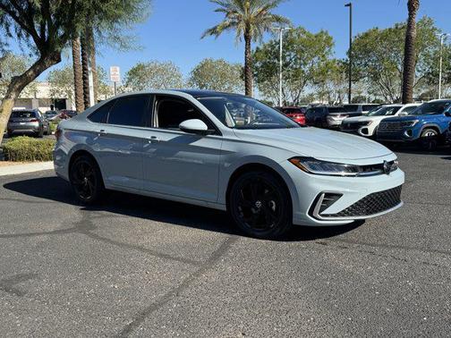 2026 Volkswagen Jetta 1.4T SE