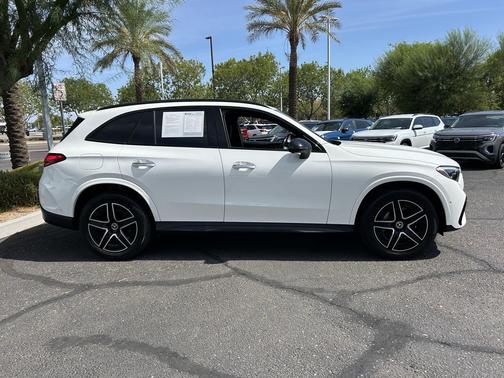 White 2024 Mercedes-Benz GLC 300 Base