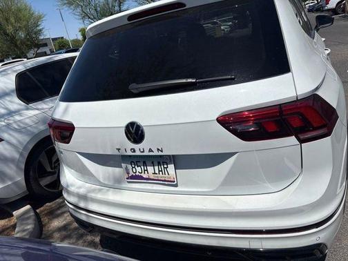 Opal White Pearl 2023 Volkswagen Tiguan 2.0T SE R-Line Black