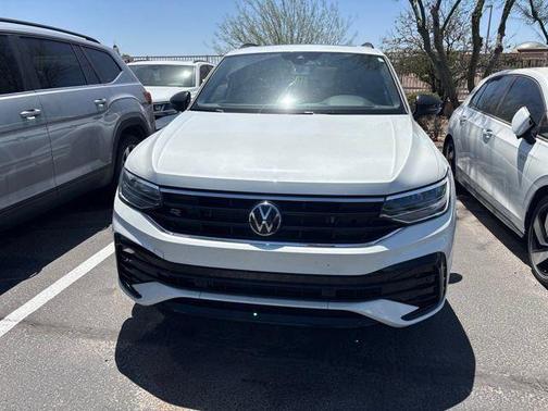 Opal White Pearl 2023 Volkswagen Tiguan 2.0T SE R-Line Black