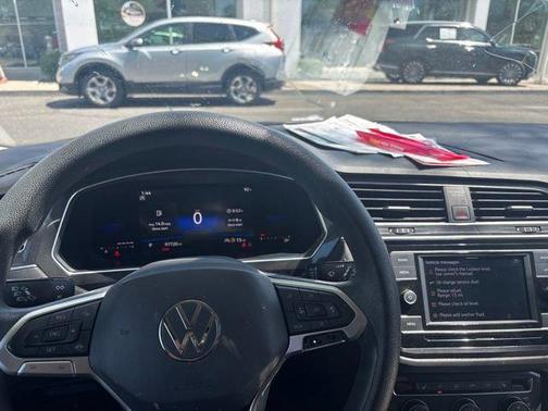 Platinum Gray Metallic 2022 Volkswagen Tiguan 2.0T S