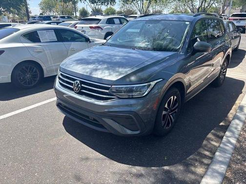 Platinum Gray Metallic 2022 Volkswagen Tiguan 2.0T S