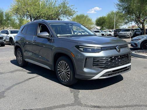 2025 Volkswagen Tiguan 2.0T S
