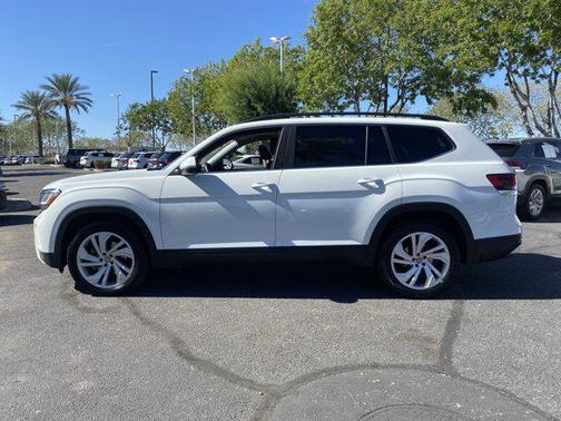 2022 Volkswagen Atlas 3.6L SE w/Technology