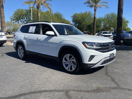 2022 Volkswagen Atlas 3.6L SE w/Technology