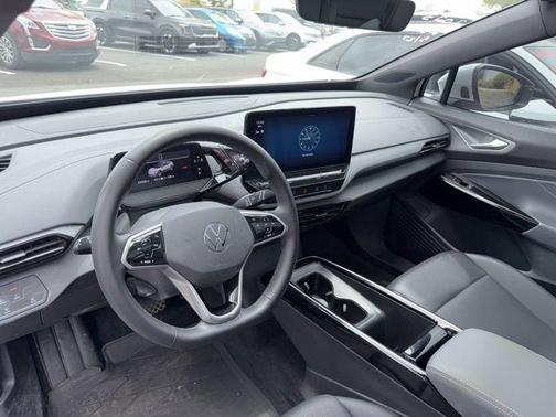 Pure White 2023 Volkswagen ID.4 Pro