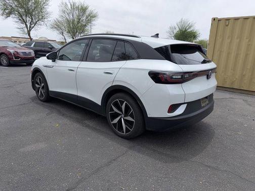 Pure White 2023 Volkswagen ID.4 Pro