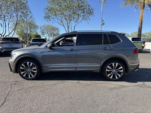 2020 Volkswagen Tiguan 2.0T SEL R-Line 4MOTION