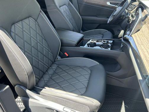 2025 Volkswagen Atlas 2.0T SEL Premium R-Line 4MOTION