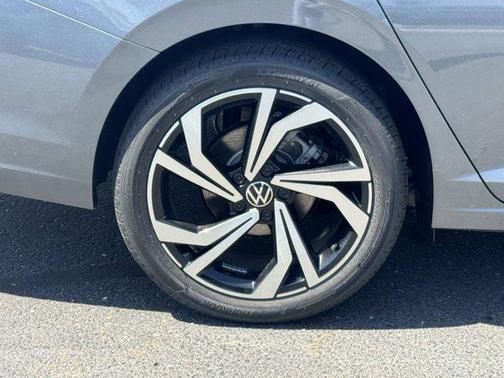 2025 Volkswagen Jetta 1.5T SEL
