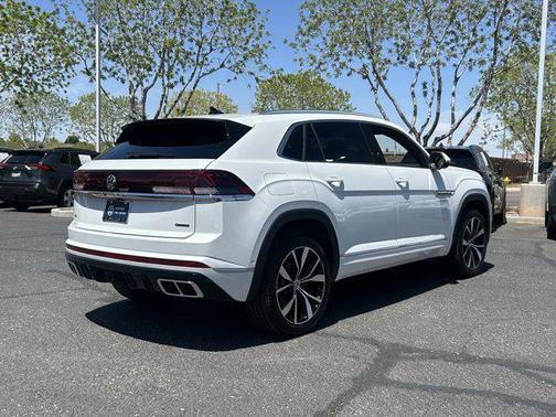 2025 Volkswagen Atlas Cross Sport 2.0T SEL Premium