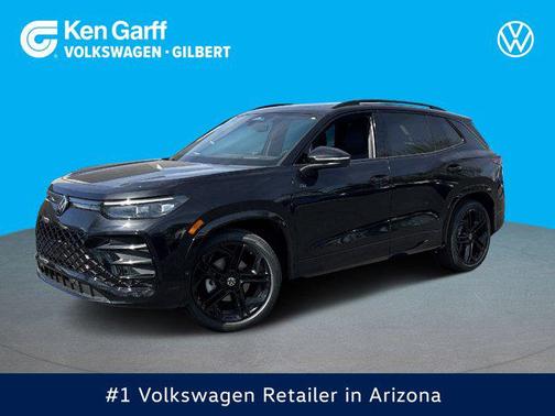 Deep Black Pearl 2026 Volkswagen Tiguan 2.0T SE R-Line Black