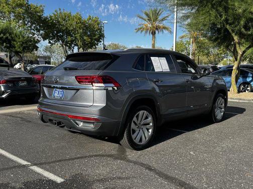 2022 Volkswagen Atlas Cross Sport 3.6L V6 SE w/Technology
