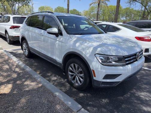 Pure White 2019 Volkswagen Tiguan 2.0T SE