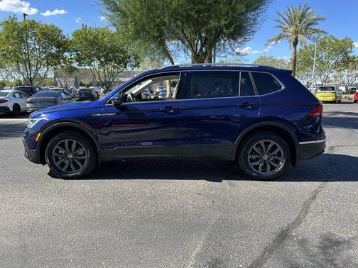 2022 Volkswagen Tiguan 2.0T SE 4MOTION