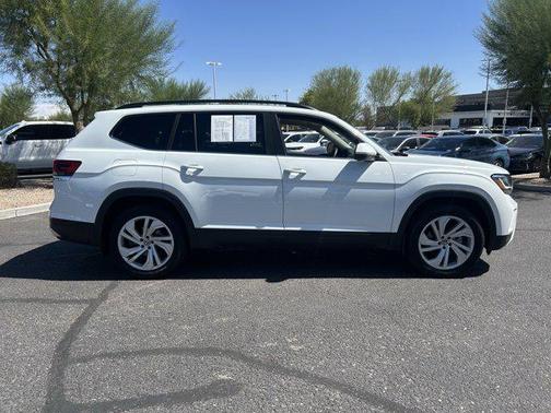 2022 Volkswagen Atlas 3.6L SE w/Technology