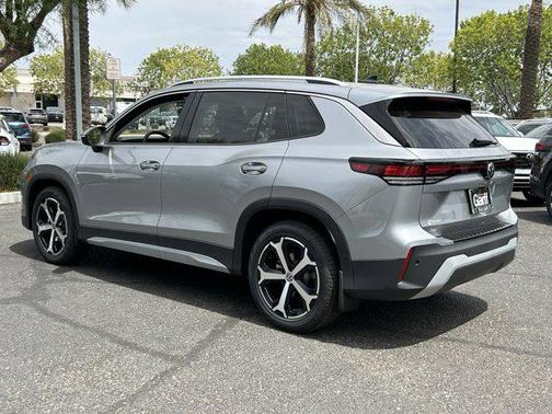 Pyrite Silver Metallic 2026 Volkswagen Tiguan 2.0T SE
